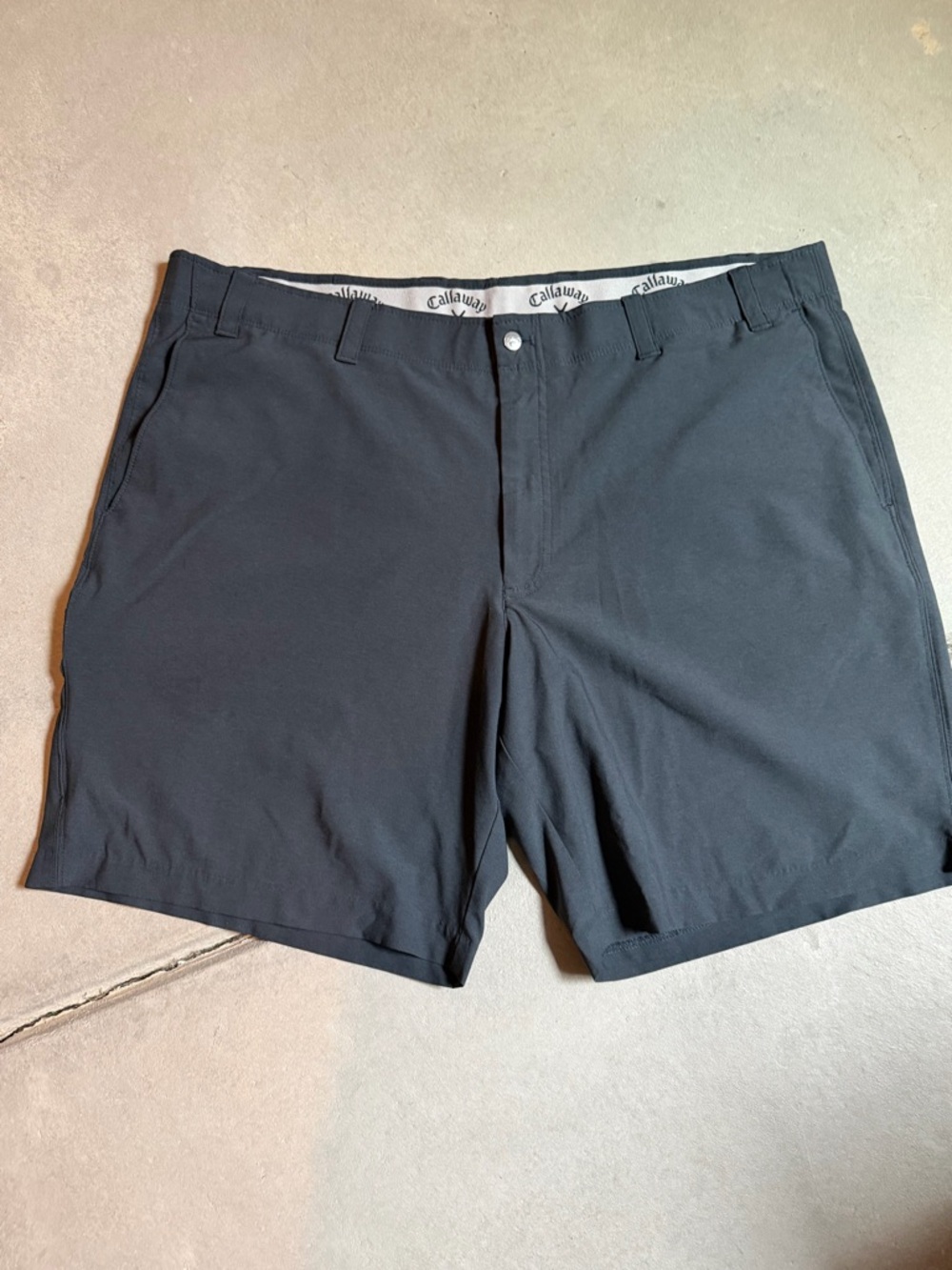Callaway Men's Black Golf Performance Flat-Front Shorts